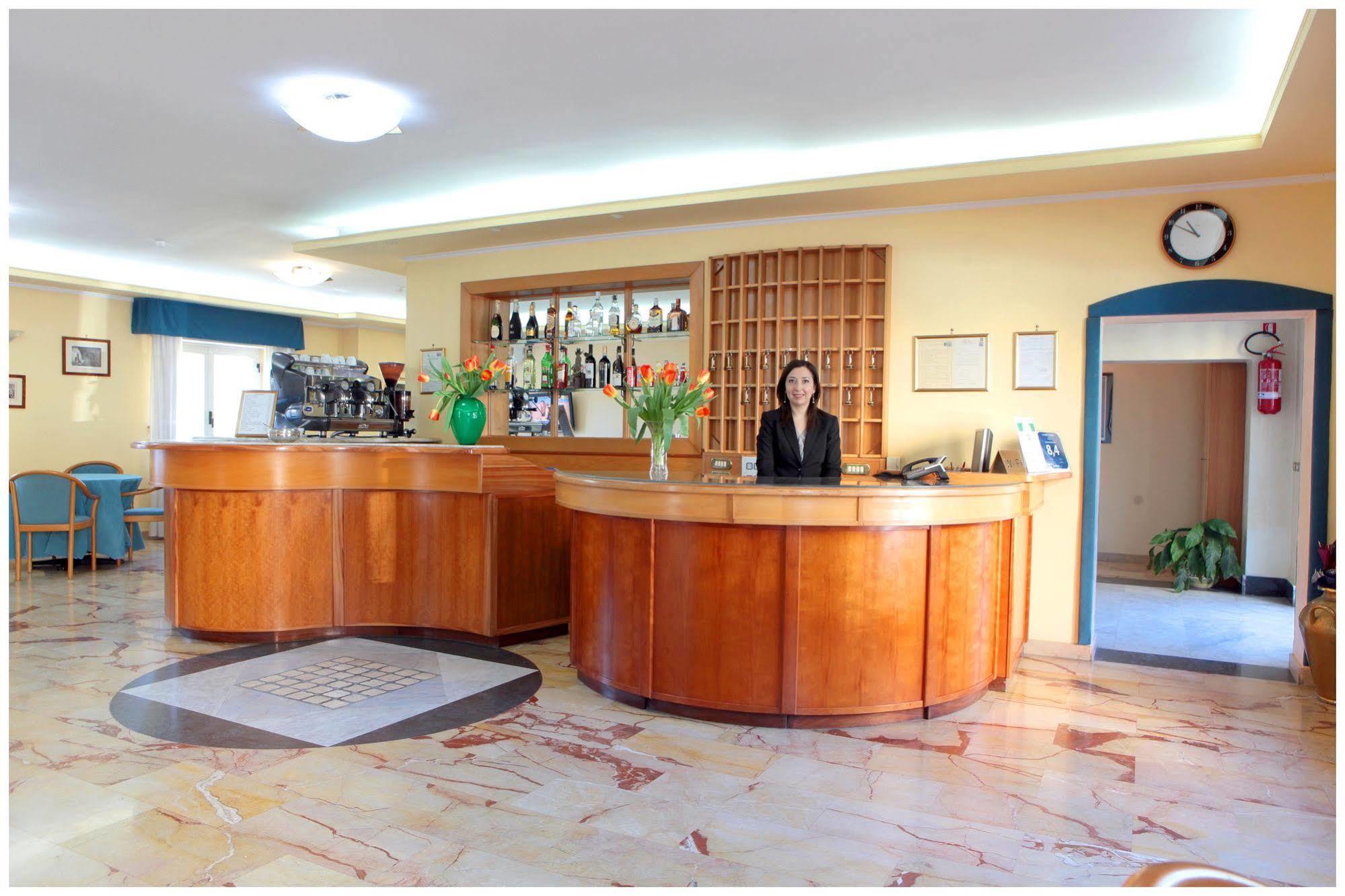 Hotel Iside Pompei Exterior photo