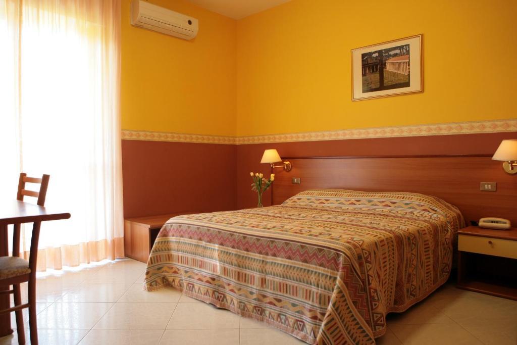 Hotel Iside Pompei Room photo